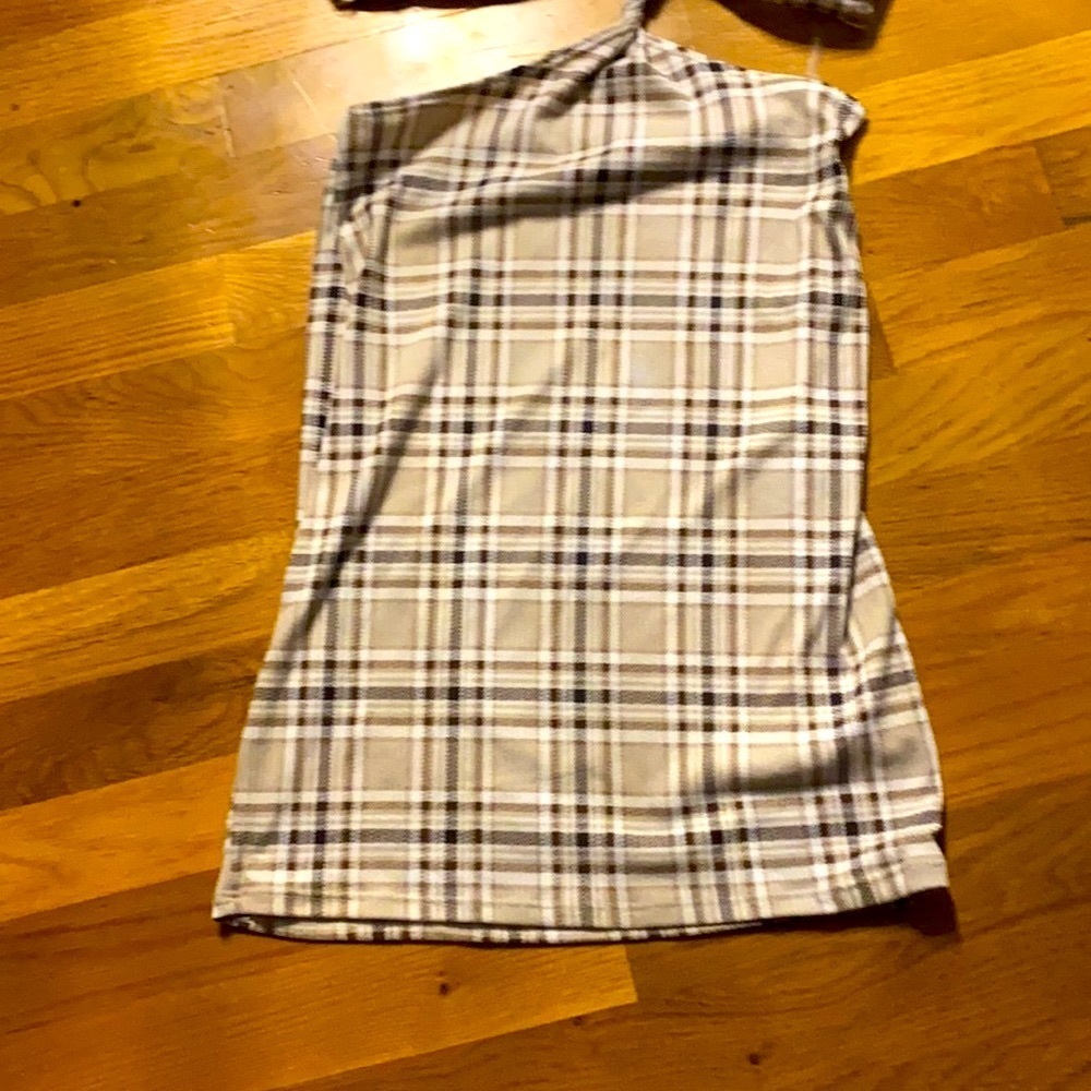 Cutout plaid dress - Picture 6 of 6